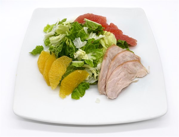 Салат с копченой грудкой, апельсином и грейпфрутом, 200 гр (на 2 персоны) 2189 - фото 5473